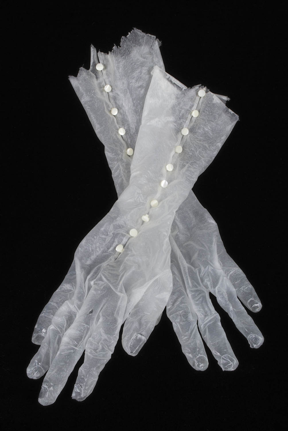 Laura Splan, Gloves (2009)